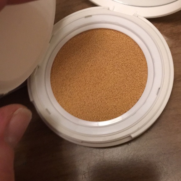 𝙀𝙨𝙨𝙚𝙣𝙘𝙚𝙈𝙤𝙤𝙣𝙡𝙞𝙜𝙝𝙩𝙚𝙧𝘾𝙪𝙨𝙝𝙞𝙤𝙣 - Picture 4 of 4